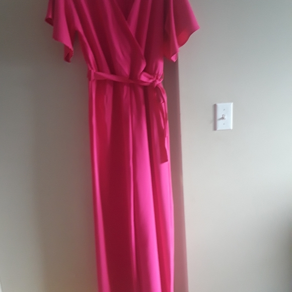 Hot pink  belted jump suit, with wide legs - Picture 4 of 4